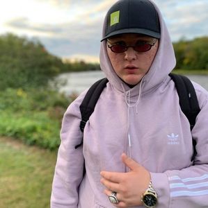 Meet your Posher, Samuel